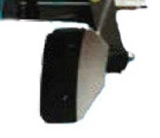 Trommelberg 1860  Не повреждает диски  Широкая лопатка шиномонтажного полуавтоматического станка  Trommelberg 1860 3P позволяет максимально бережно отделять резину от диска 