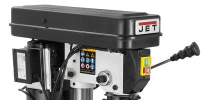 JET JDP-10L-M  Безопасная эксплуатация  Ременная передача Jet JDP-10L 10000375M закрыта прочным кожухом, который предохраняет пользователя от получения травм во время работы 